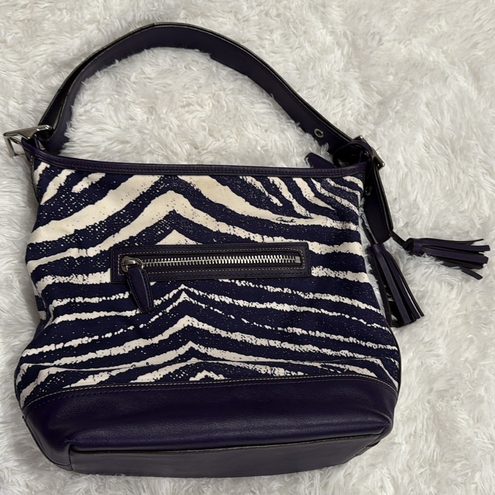 Coach Legacy Zebra Print Leather Trim Duffel Shoulder Bag in SV/Marine - Picture 3 of 16